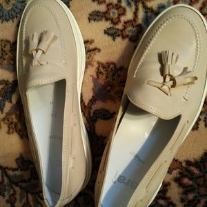 Ara Brand New leather beige shoes